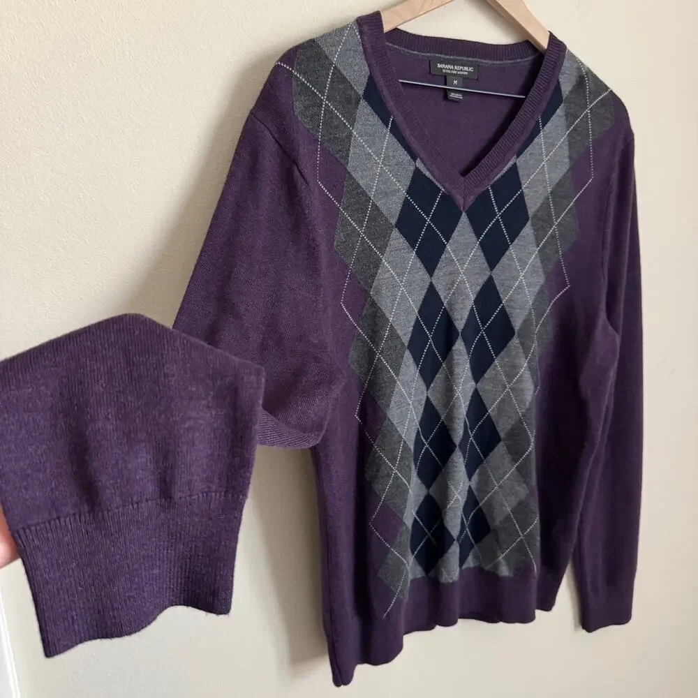 Banana Republic Mens Ultra Fine Merino Wool Argyle Sweater Size Medium Shirt Top